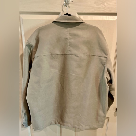 Lululemon Sueded Camp Collar Overshirt
Size XL - Picture 3 of 11